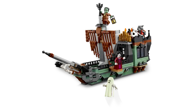 LEGO® Creator Haunted Mansion 31167 rebuild to a haunted ship toy