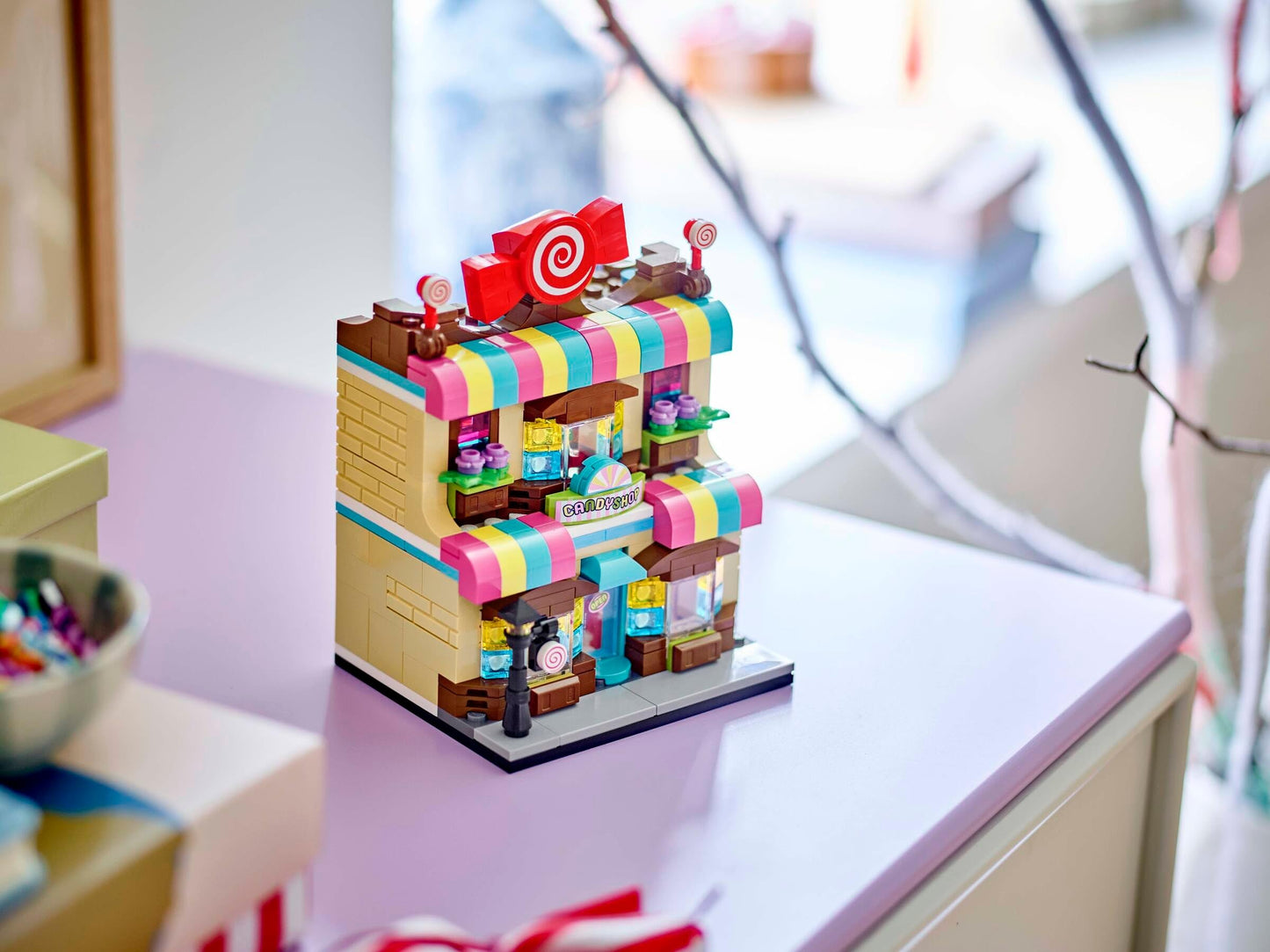 LEGO Candy Store 40692 Brick Island