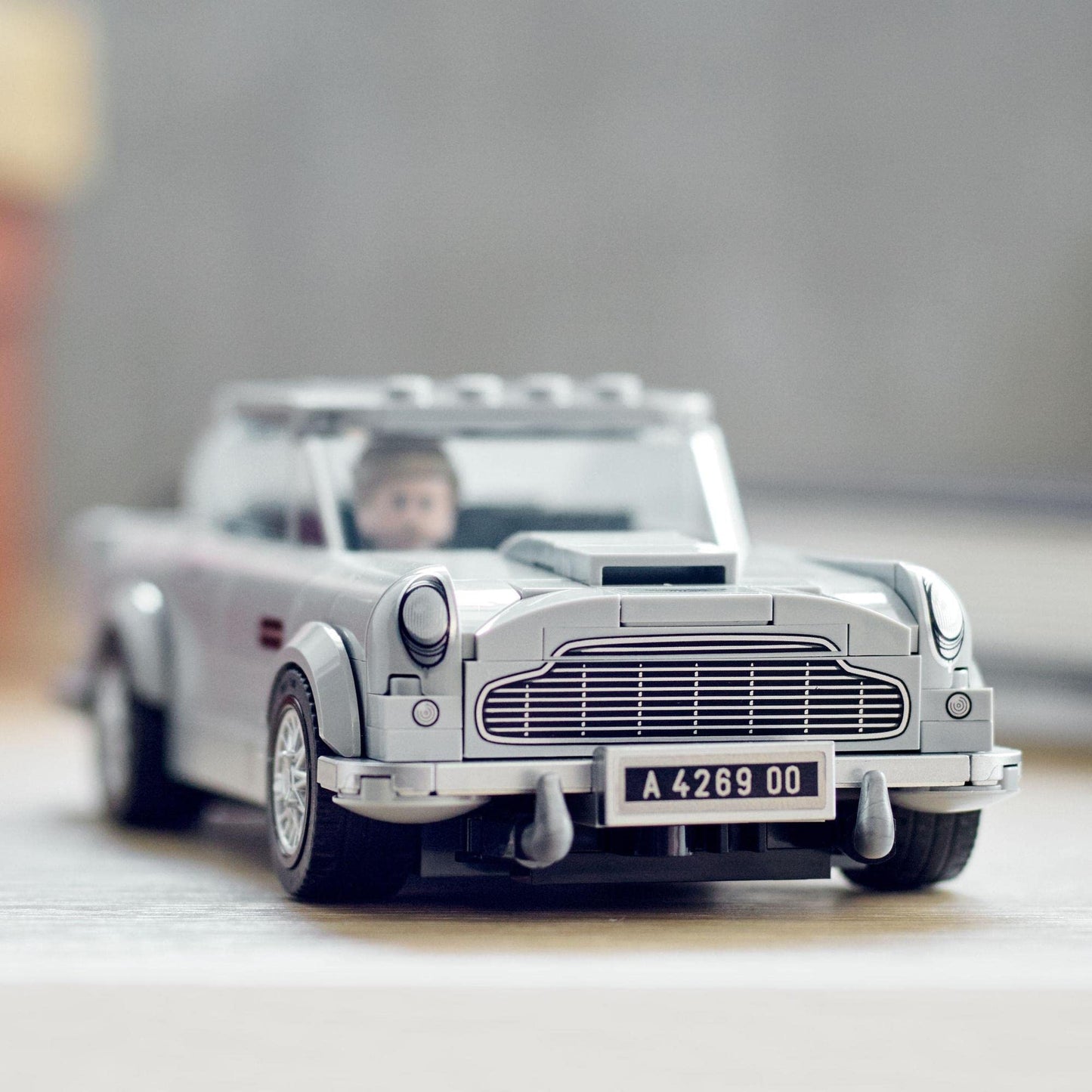 LEGO Speed Champions 007 Aston Martin 76911 Brick Island