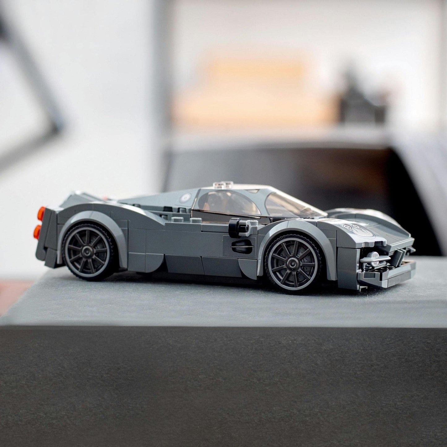 LEGO Speed Champions Pagani Utopia 76915 Brick Island