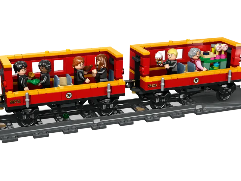 LEGO Harry Potter Hogwarts Express & Hogsmeade Station 76423 Building Toy