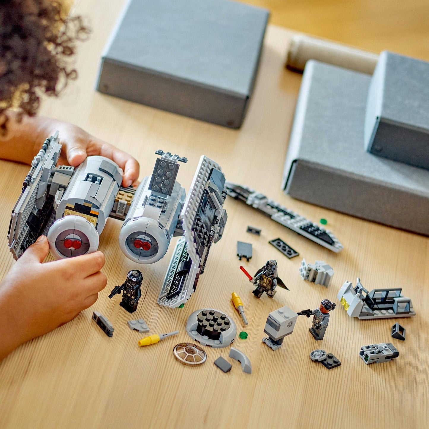 LEGO Star Wars TIE Bomber 75347 Brick Island