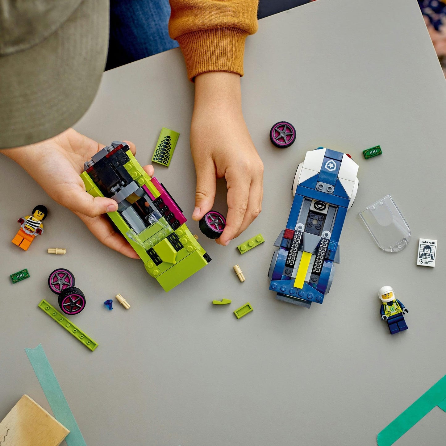LEGO City Police Car and Muscle Car Chase 60415 Brick Island
