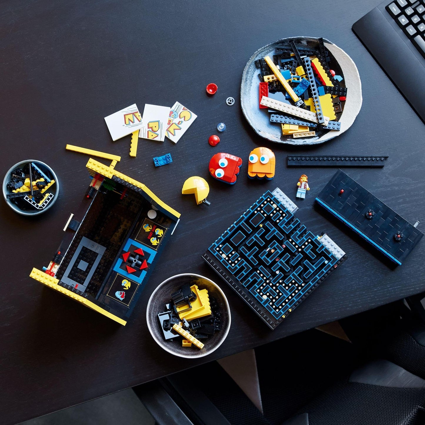 LEGO Icons PAC-Man Arcade 10323 Brick Island
