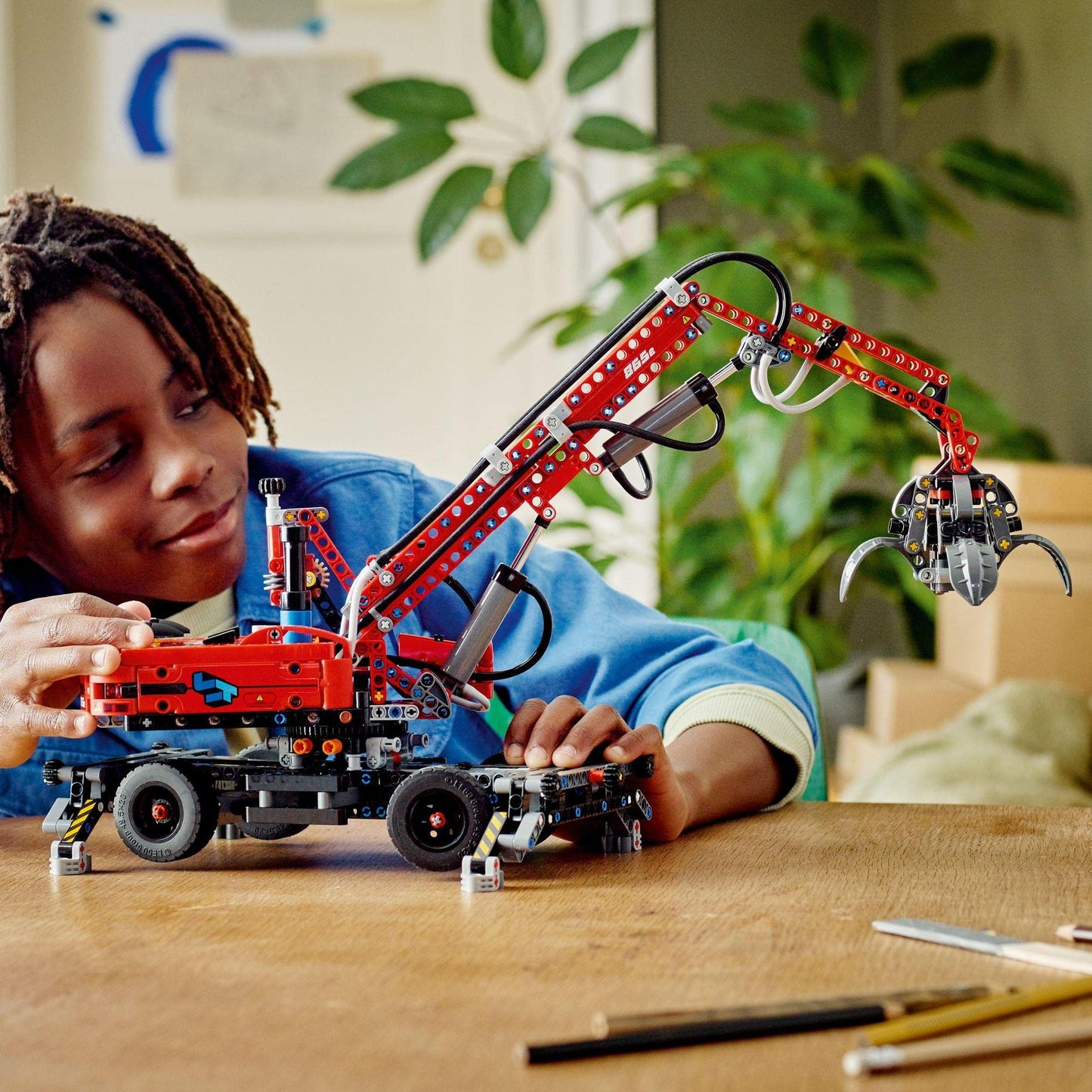 LEGO Technic Material Handler 42144 Brick Island