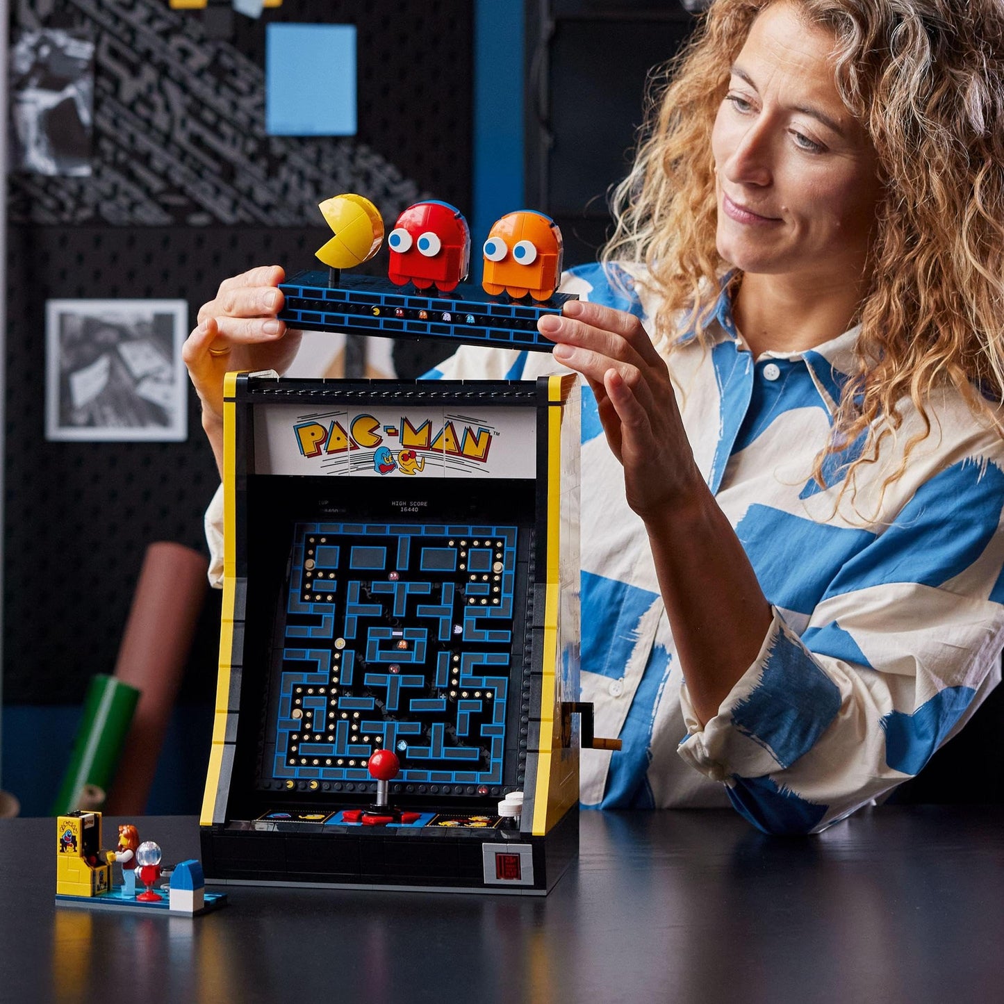 LEGO Icons PAC-Man Arcade 10323 Brick Island
