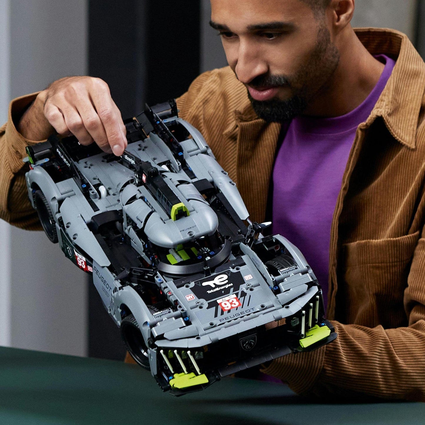 LEGO Technic Peugeot 9X8 24H Le Mans Hybrid Hypercar 42156 Brick Island