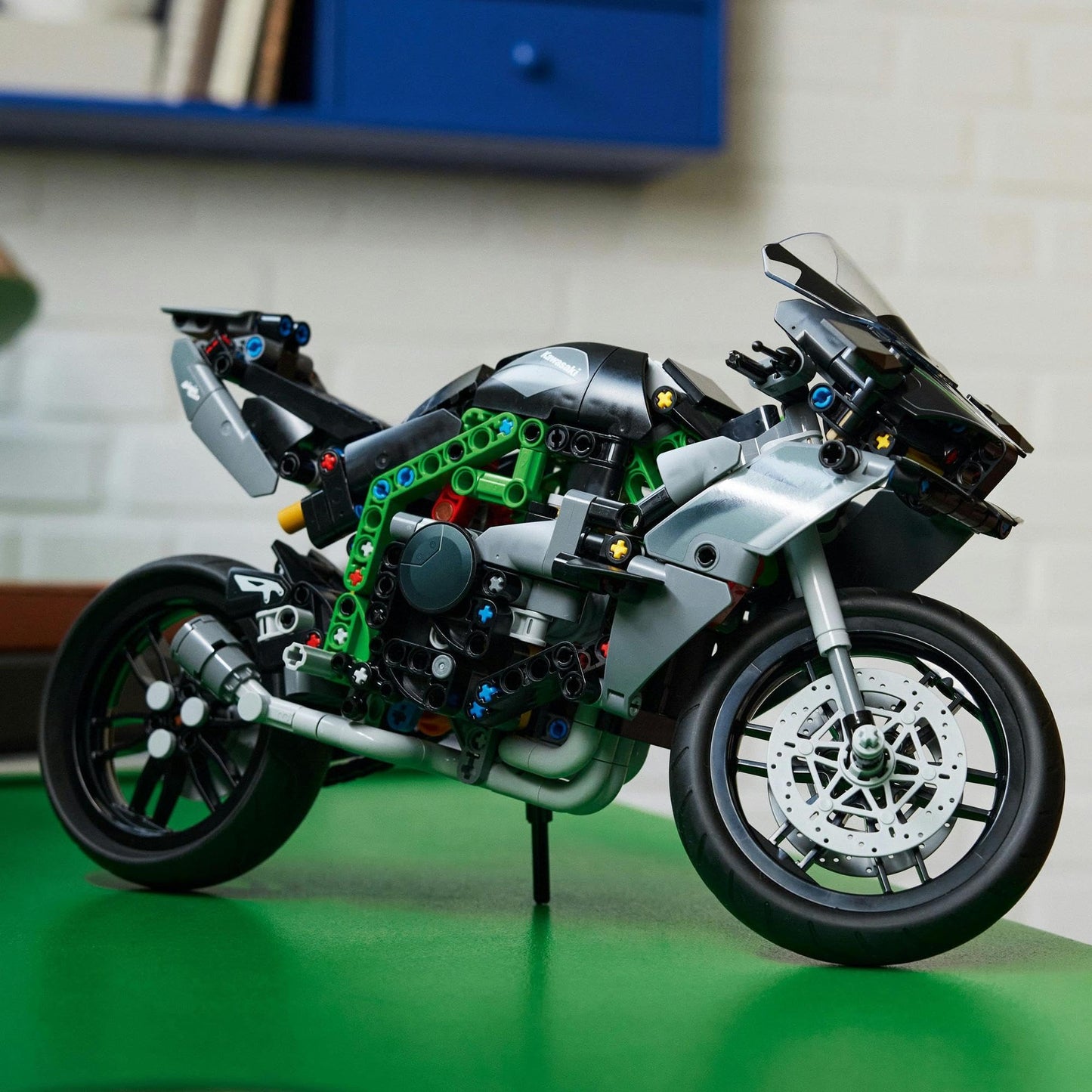 LEGO Technic Kawasaki Ninja H2R Motorcycle 42170 Amazon