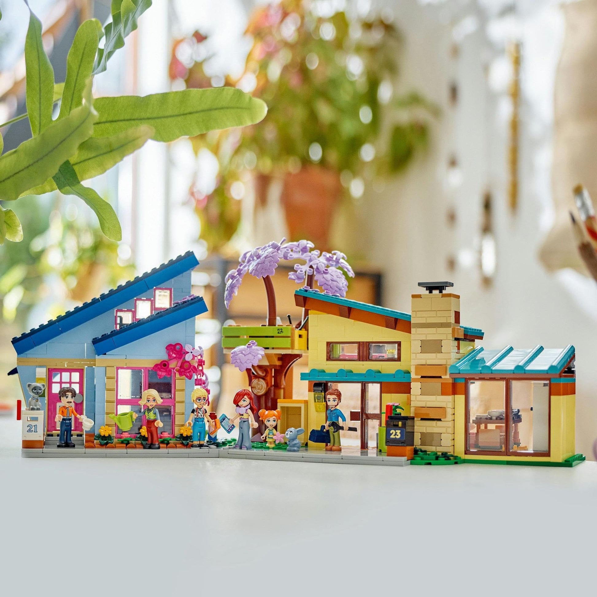 LEGO Friends Olly and Paisley's Family Houses 42620 Brick Island