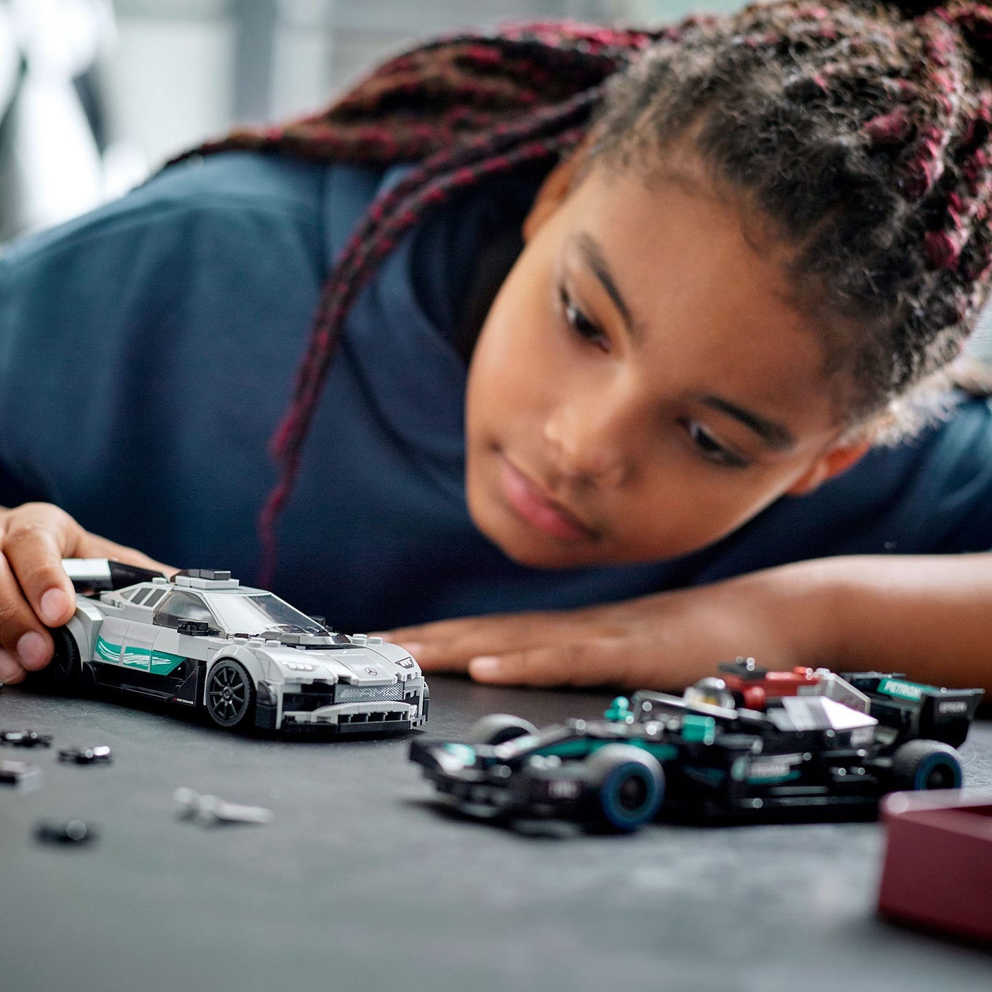 LEGO Speed Champions Mercedes-AMG F1 W12 E Performance & Mercedes-AMG Project One 76909 Brick Island