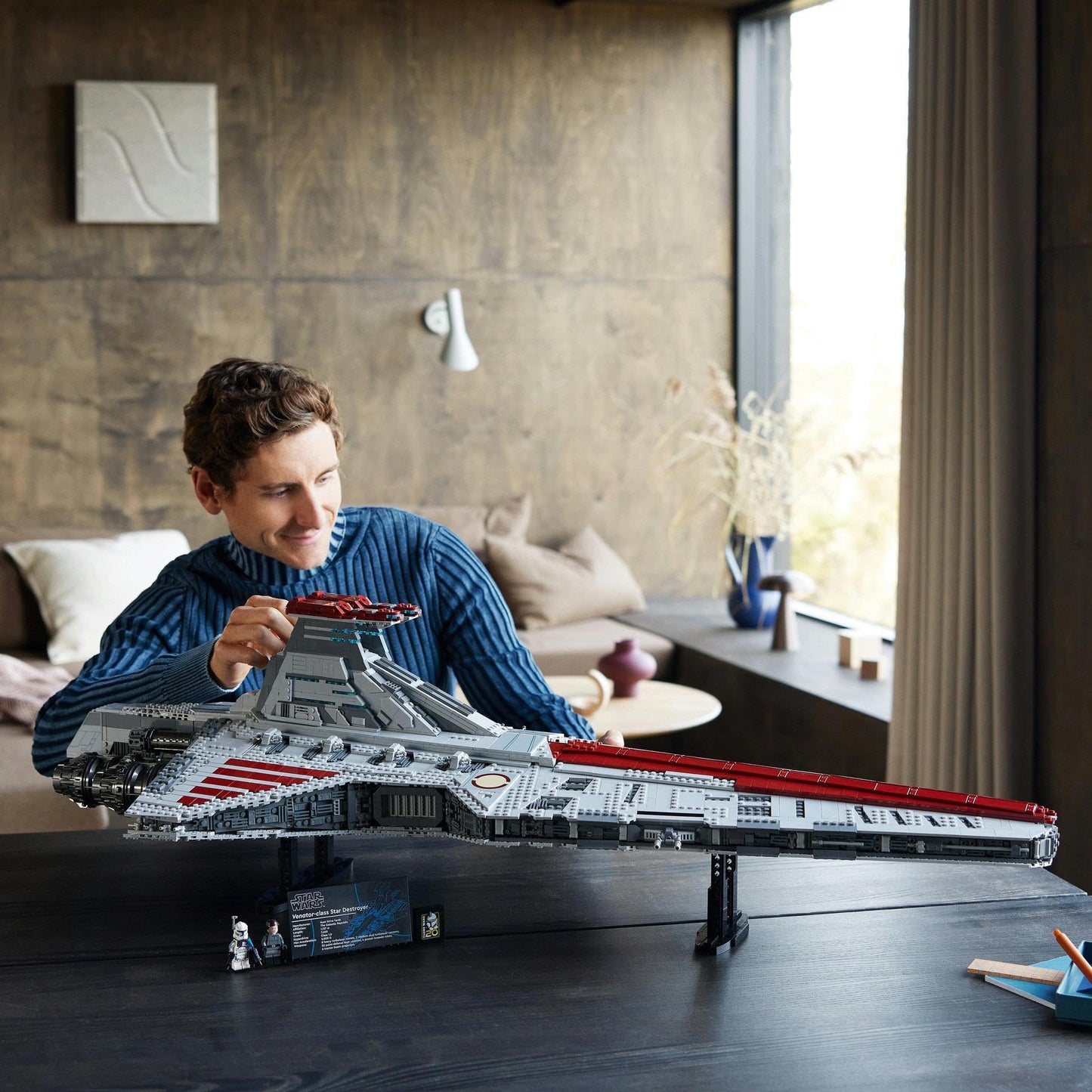 LEGO Star Wars Venator-Class Republic Attack Cruiser 75367 Brick Island