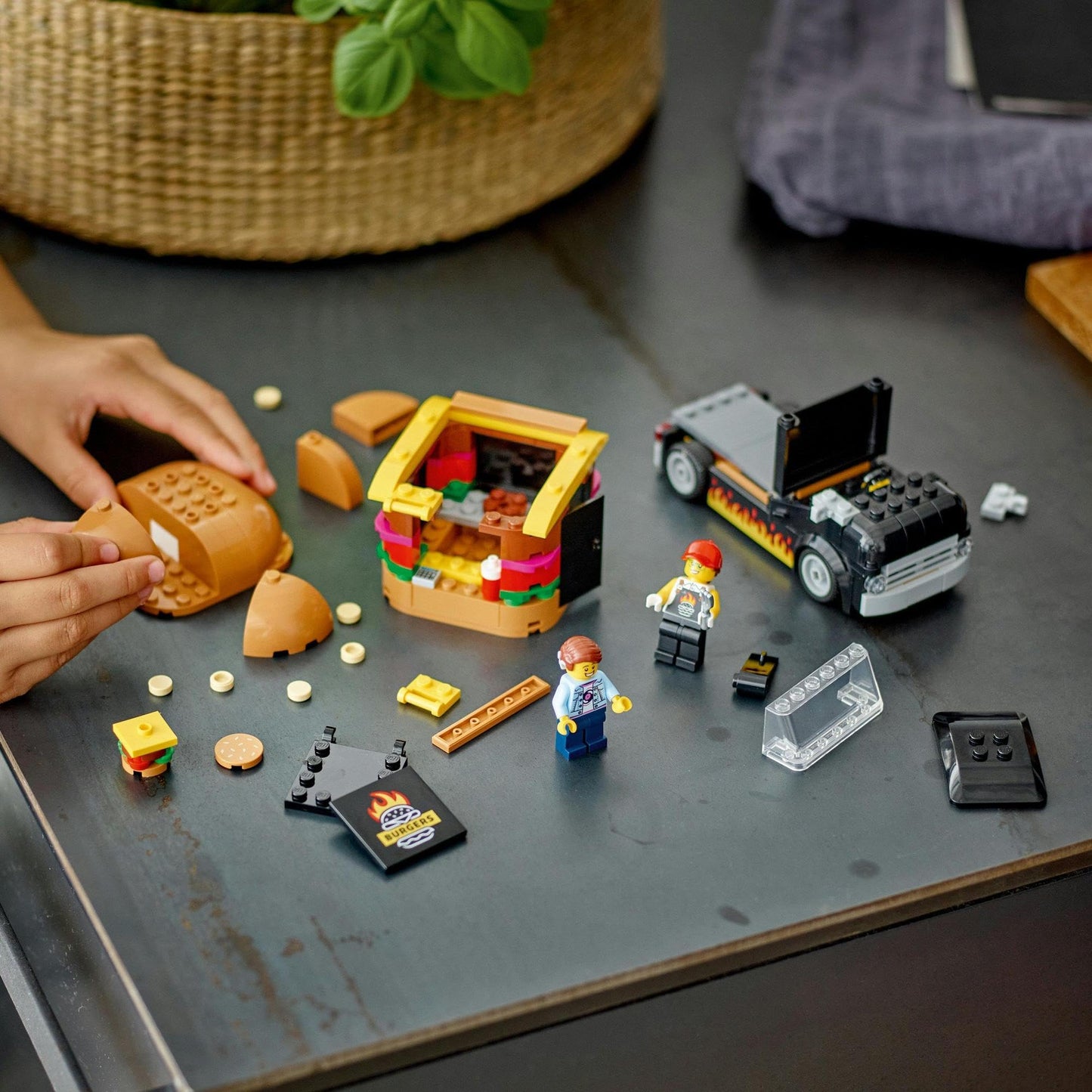 LEGO City Burger Van 60404 Brick Island