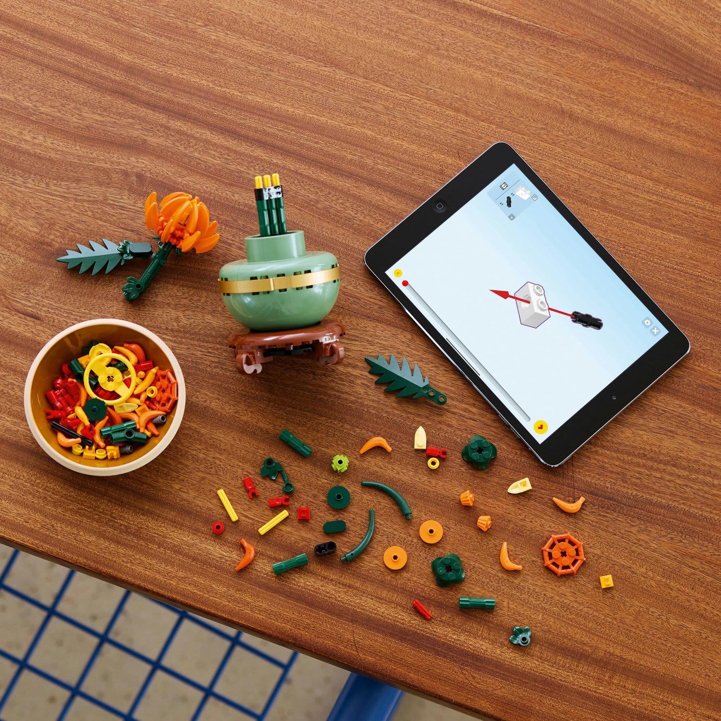 LEGO Icons Chrysanthemum 10368 Brick Island