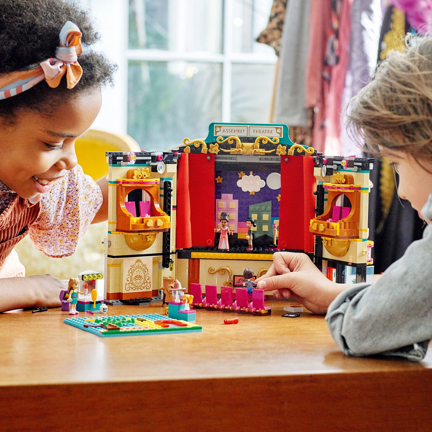 LEGO Friends Andrea's Theatre School 41714 Brick Island