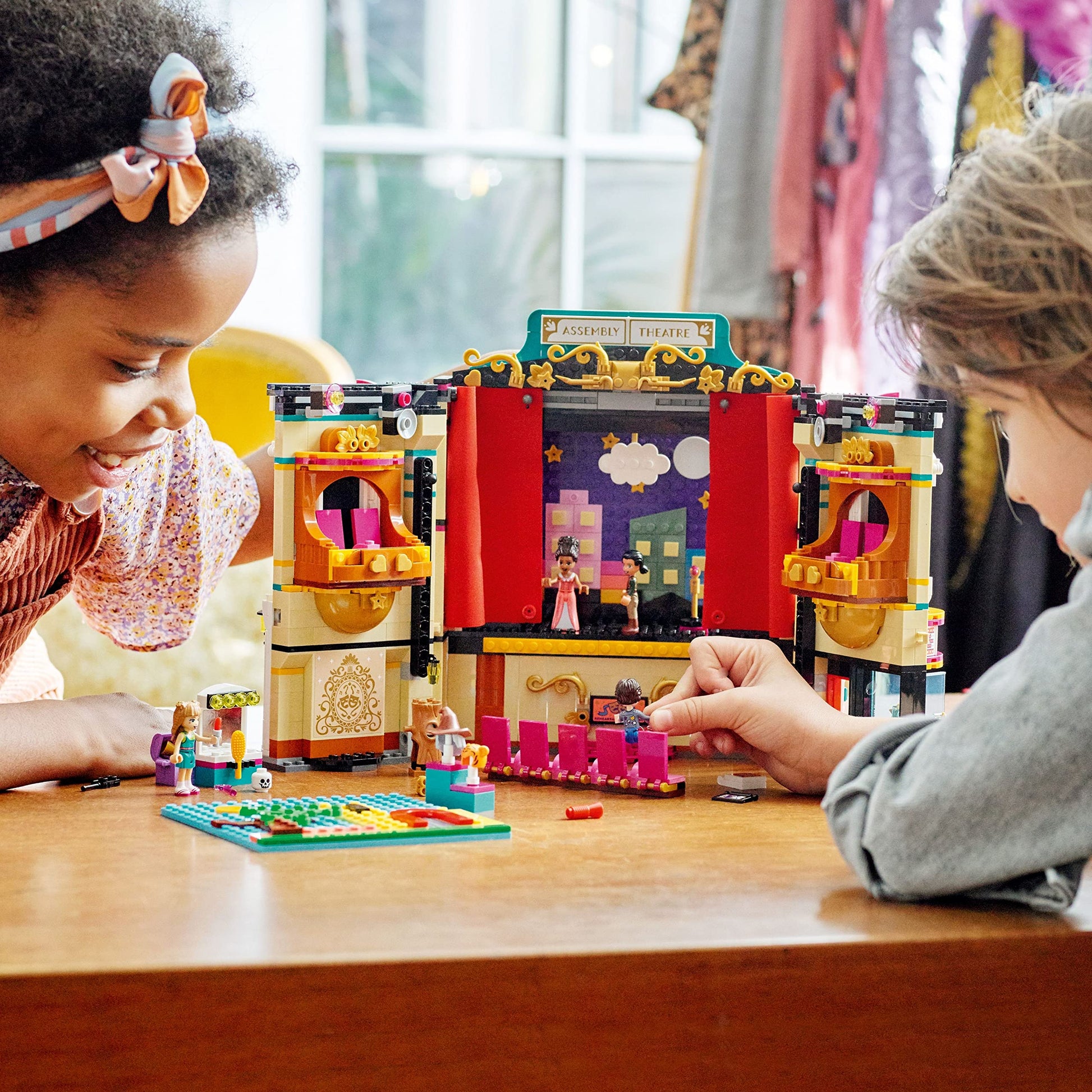 LEGO Friends Andrea's Theatre School 41714 Brick Island