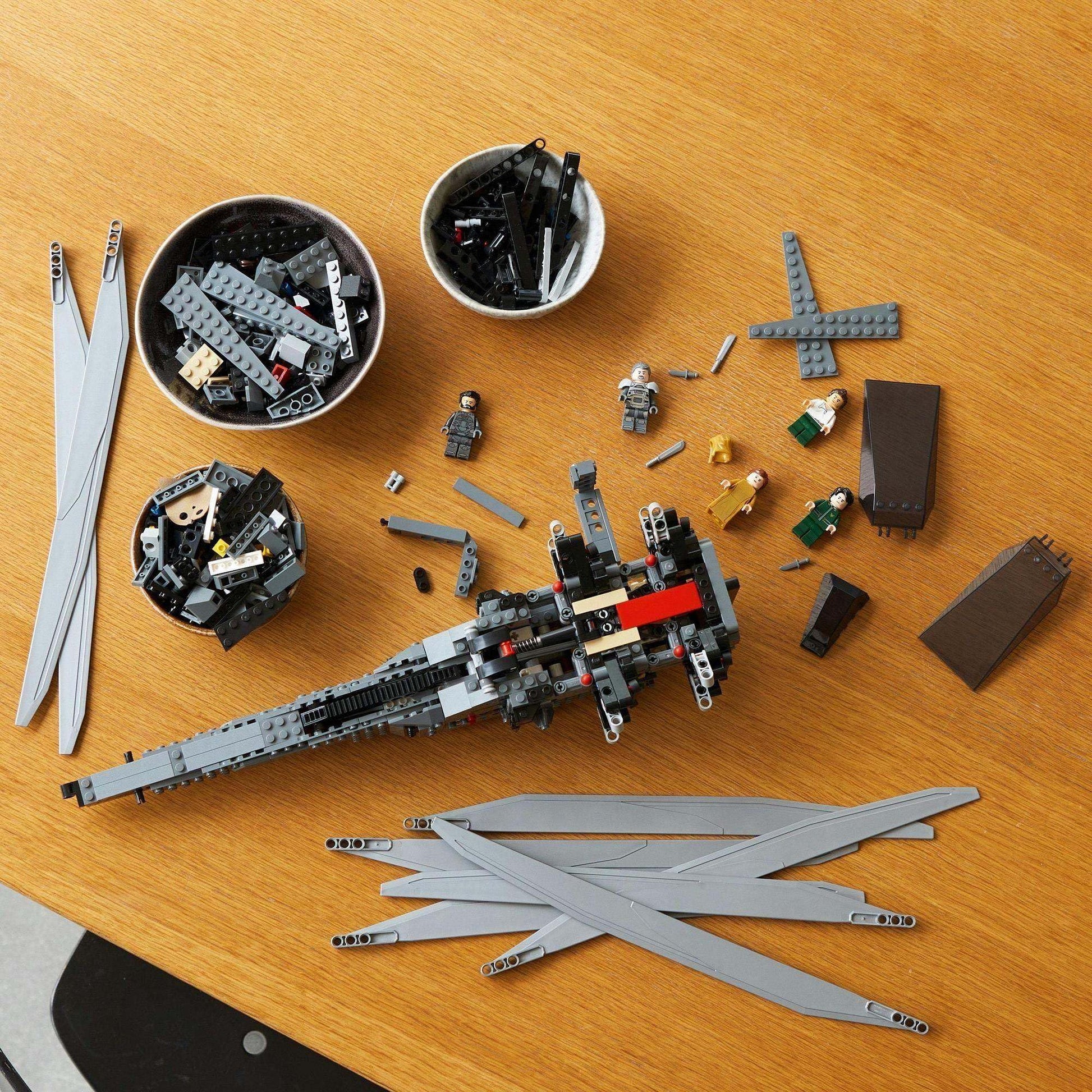 LEGO Icons Dune Atreides Royal Ornithopter 10327 Amazon