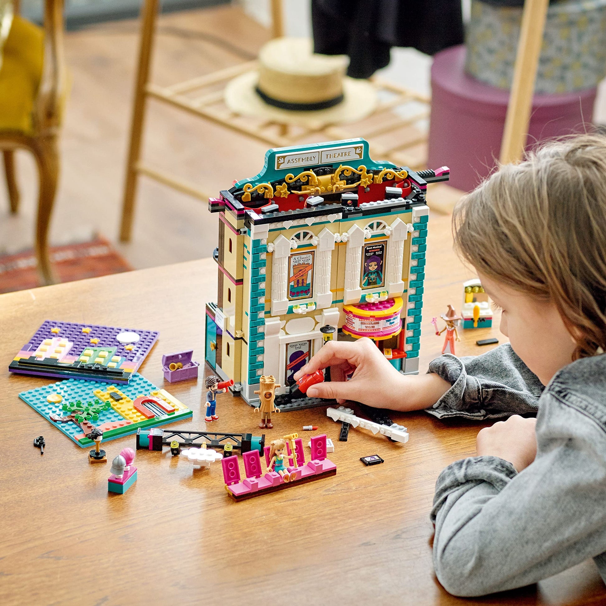 LEGO Friends Andrea's Theatre School 41714 Brick Island