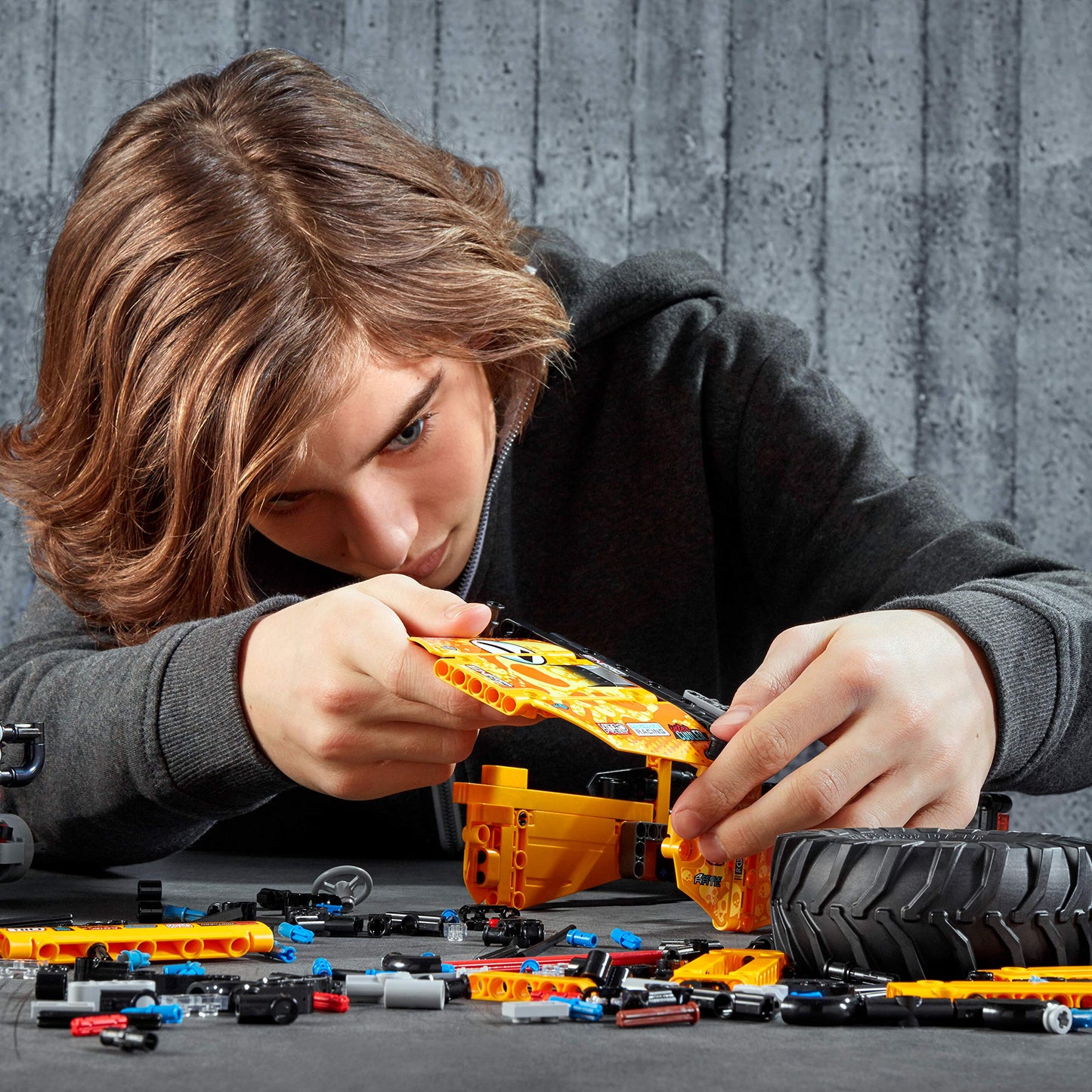 LEGO Technic 4x4 X-treme Off-Roader 42099 Brick Island