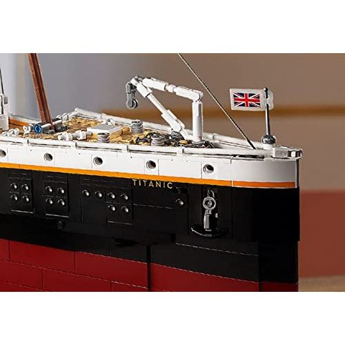 LEGO 10294 Titanic Brick Island