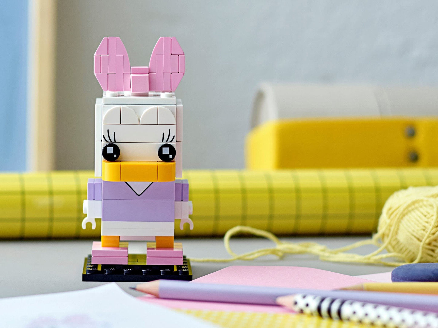 LEGO Disney BrickHeadz 40476 Daisy Duck Amazon