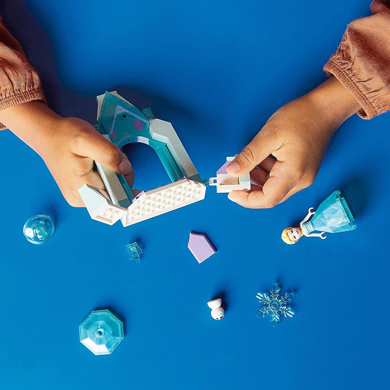 LEGO® Disney Princess Elsa’s Castle Courtyard 43199, Building Kit Amazon