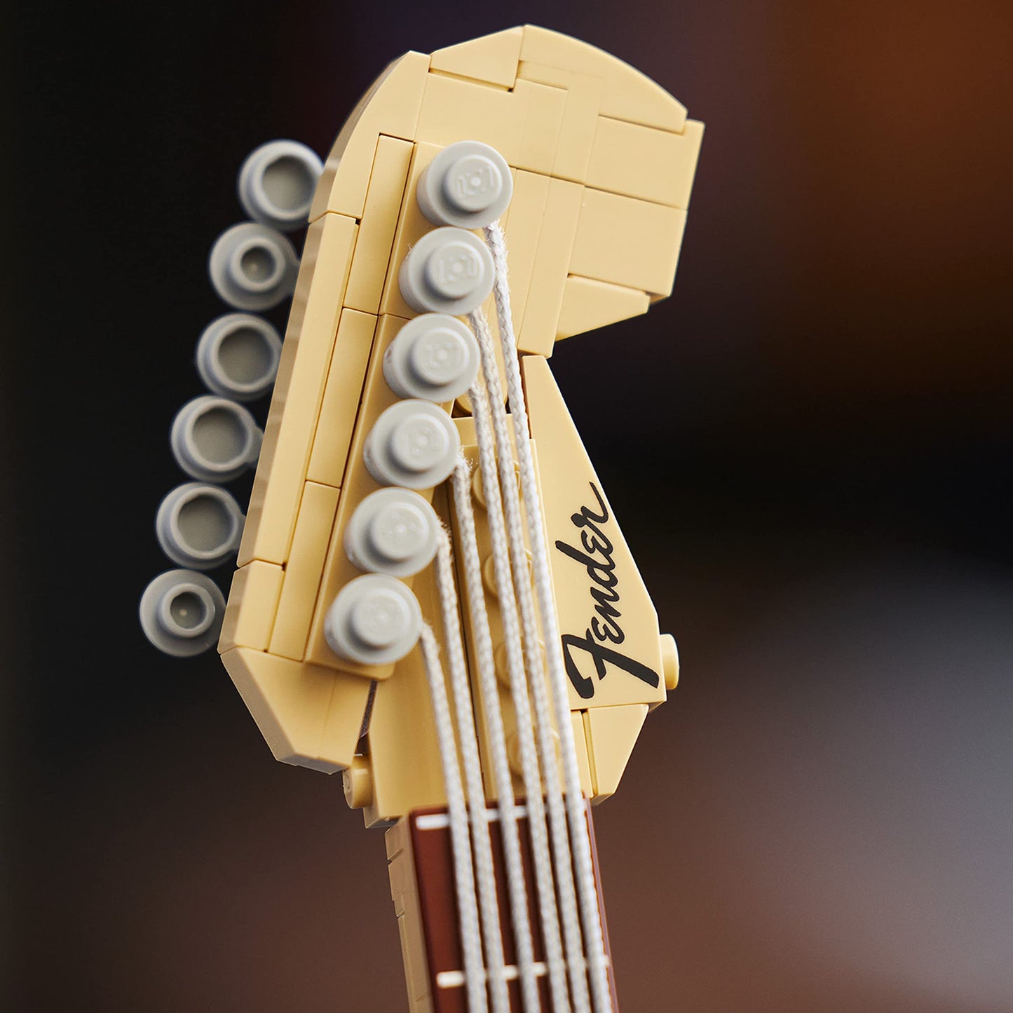LEGO Ideas 21329 Fender Stratocaster Brick Island
