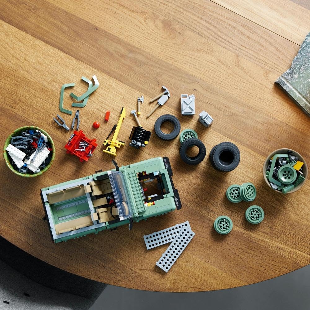 LEGO 10317 Land Rover Classic Defender 90 Brick Island