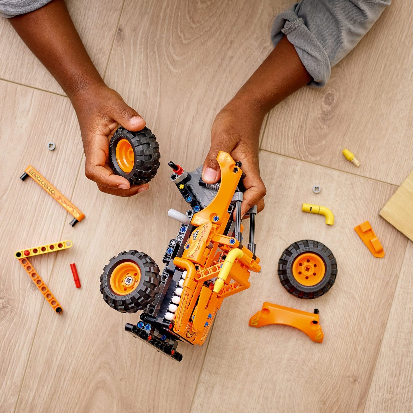 LEGO Technic Monster Jam El Toro Loco 42135 Amazon