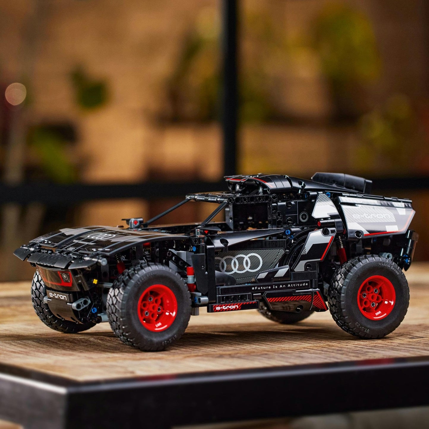 LEGO Technic Audi RS Q e-tron 42160 Amazon