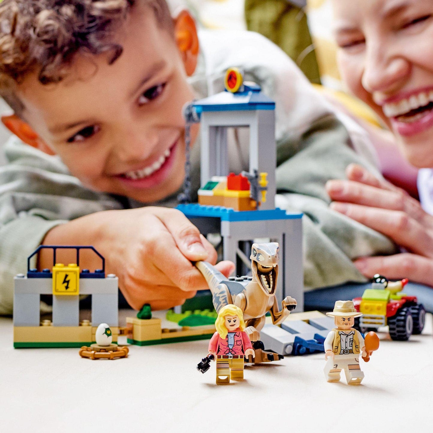 LEGO Jurassic Park Velociraptor Escape 76957 Amazon