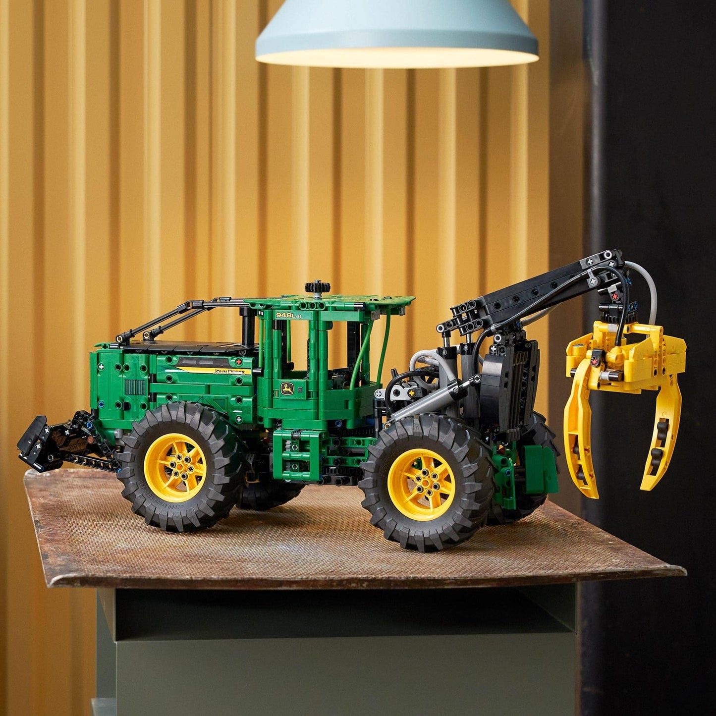 LEGO Technic John Deere 948L-II Skidder 42157 Amazon