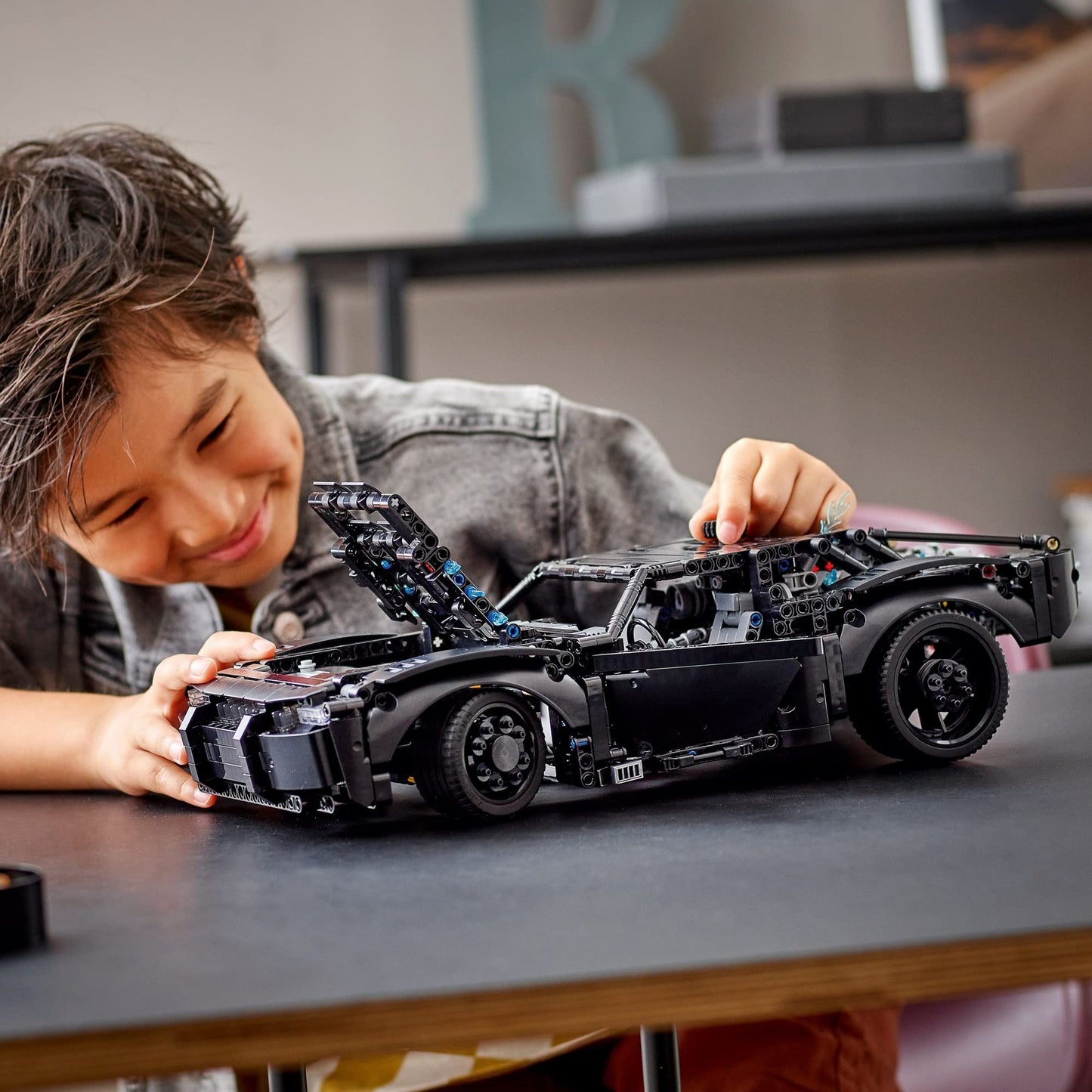 LEGO Technic The Batman - Batmobile™ 42127 Amazon