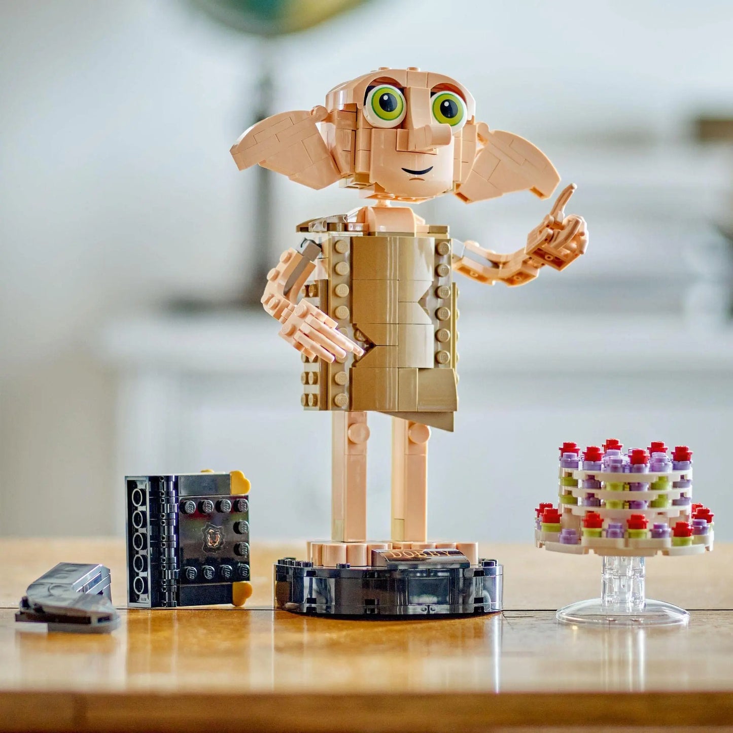 LEGO Harry Potter Dobby The House-Elf 76421 Amazon
