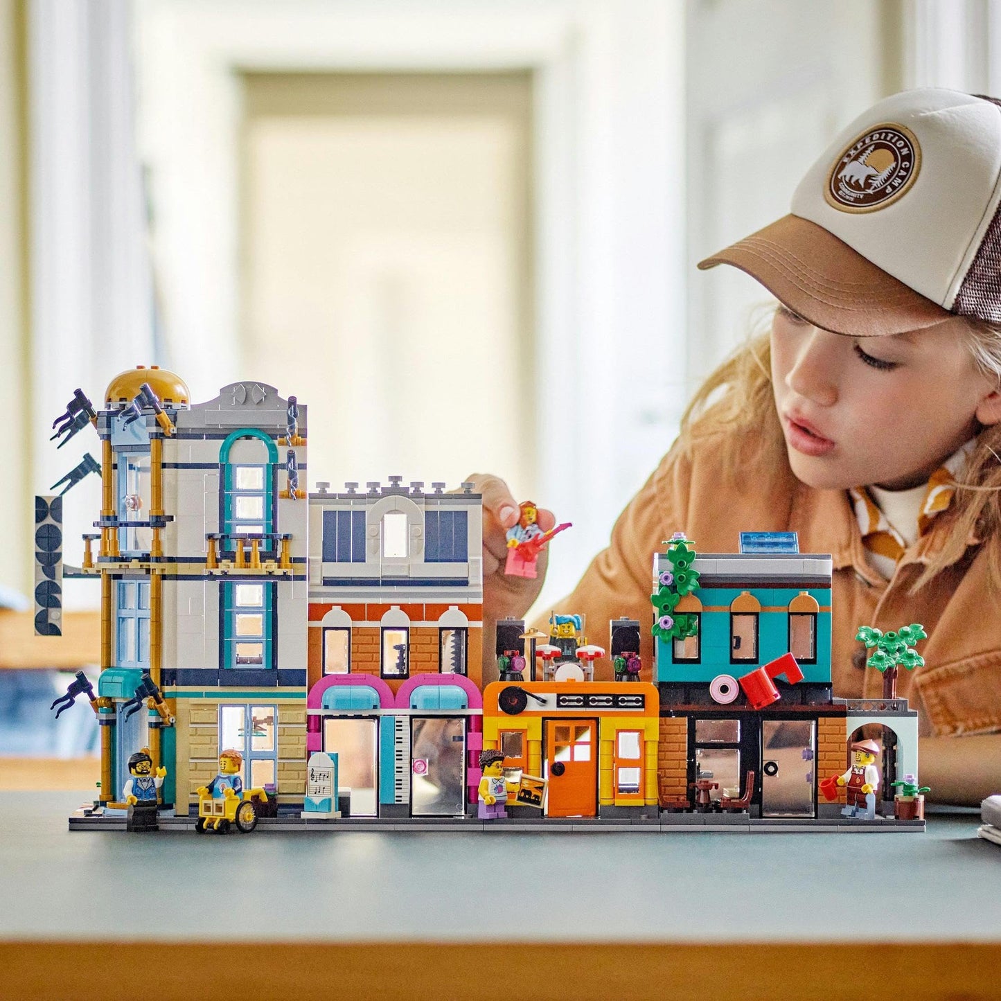 LEGO Creator Main Street 31141 Brick Island