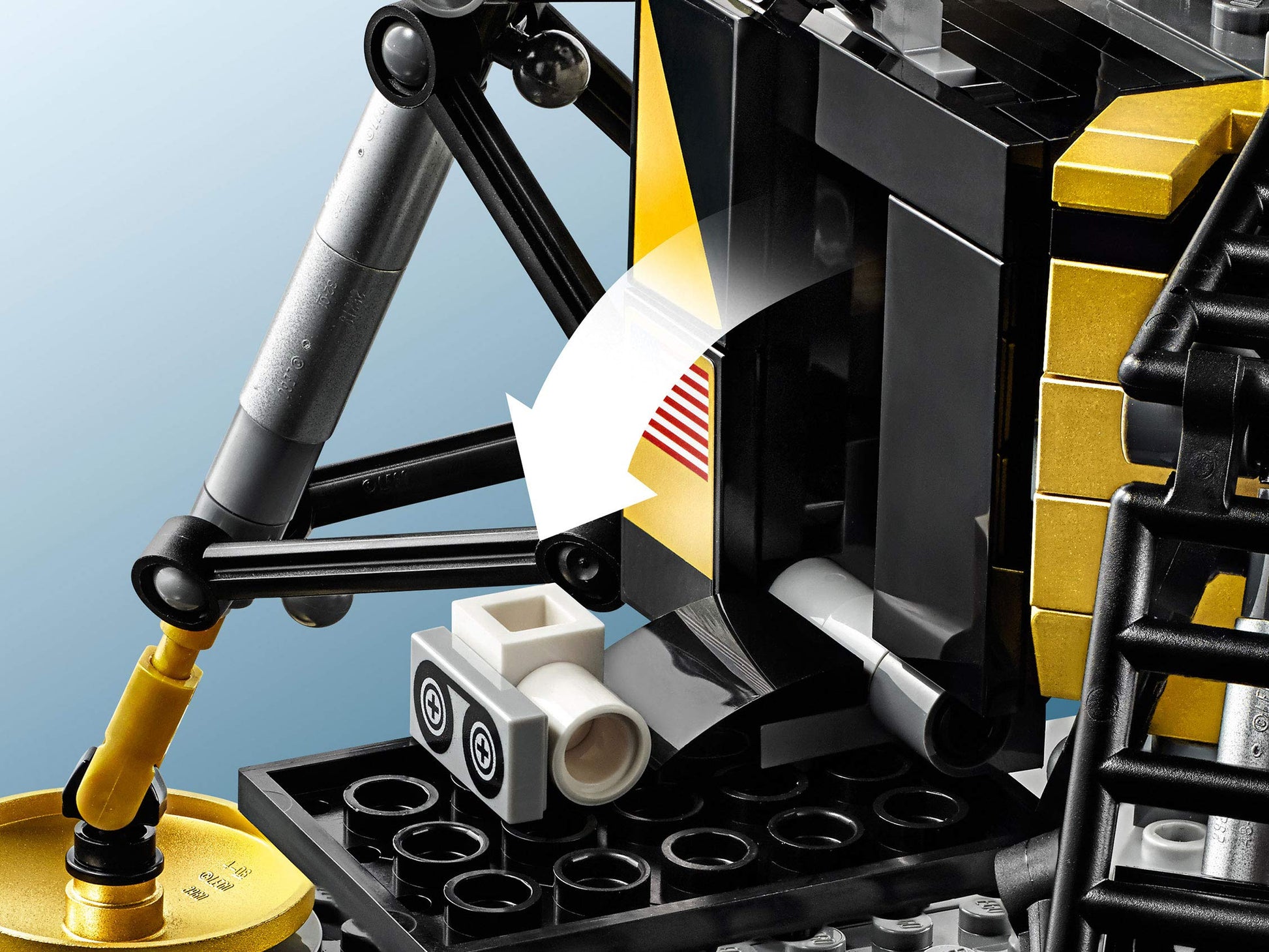 LEGO Creator Expert 10266 NASA Apollo 11 Moonland Ferry Amazon