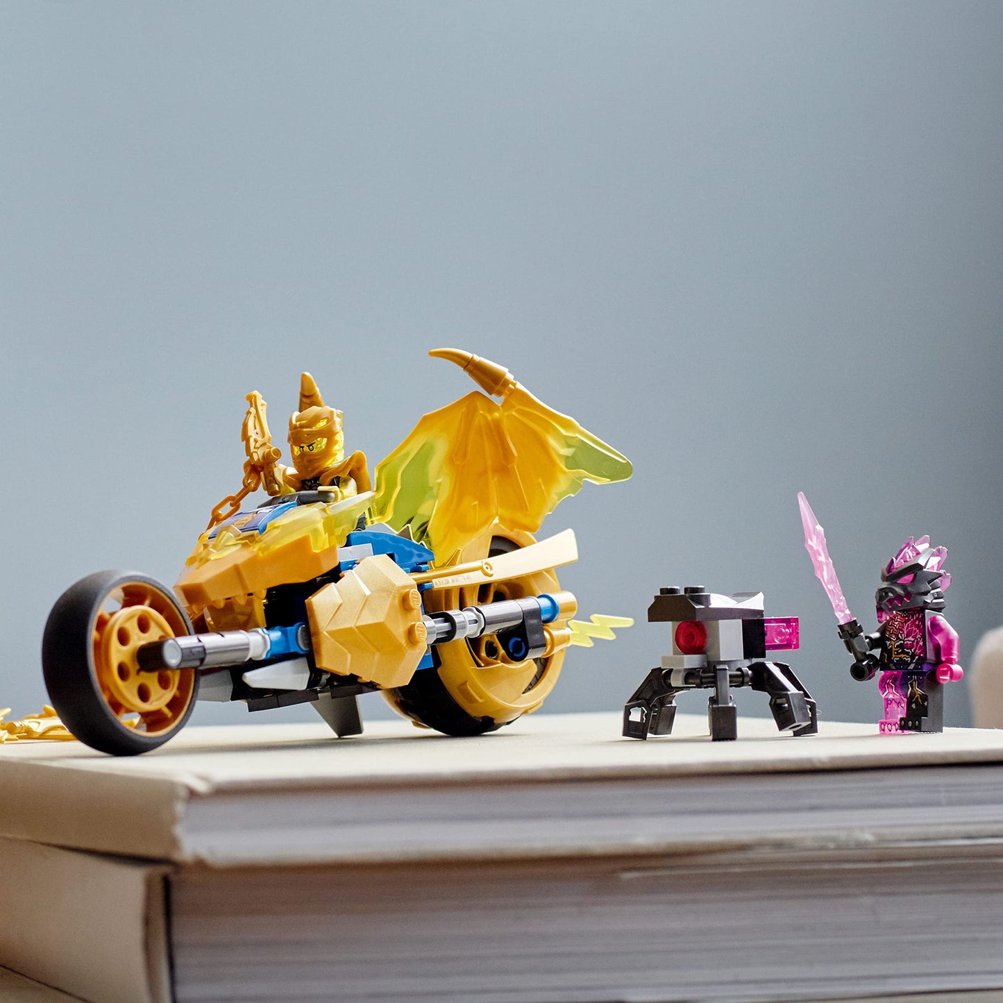 LEGO NINJAGO Jay’s Golden Dragon Motorbike Building Kit 71768 Amazon