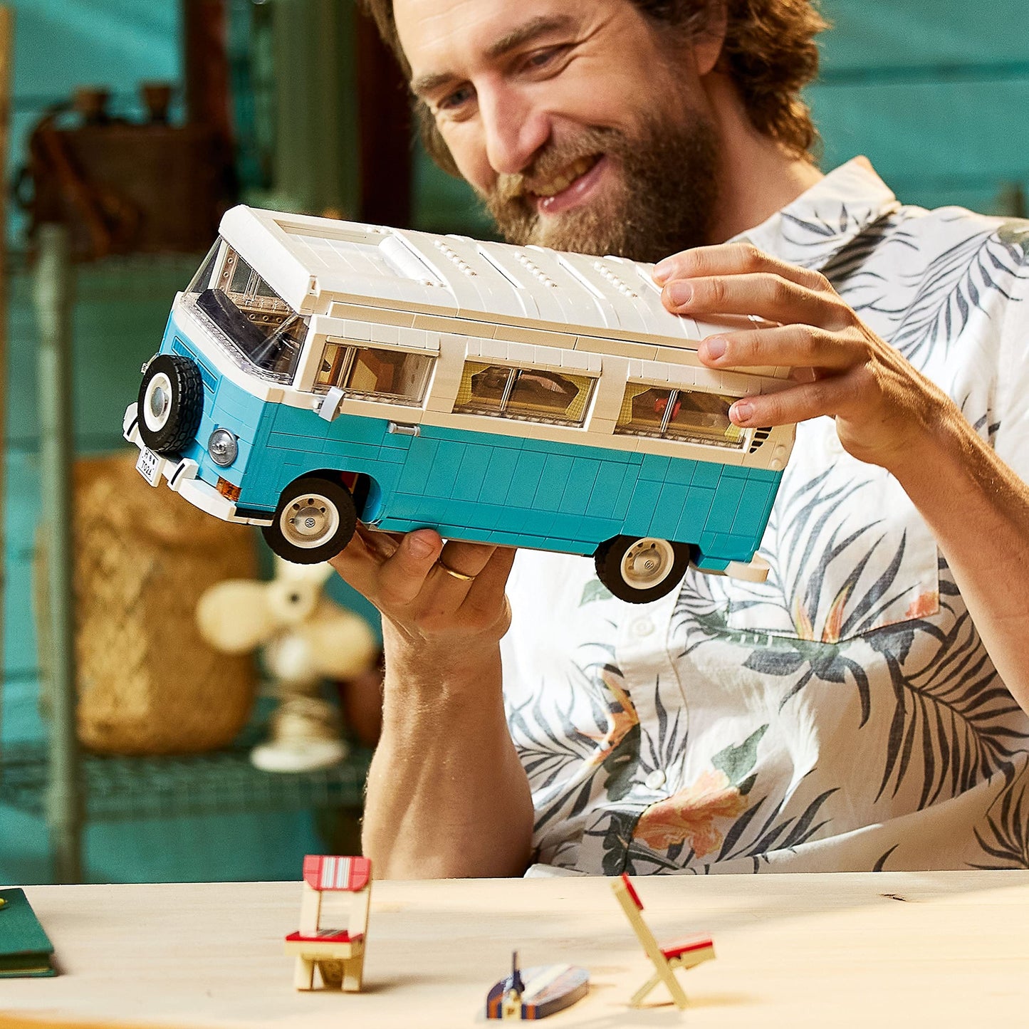 LEGO Volkswagen T2 Camper Van 10279 Amazon