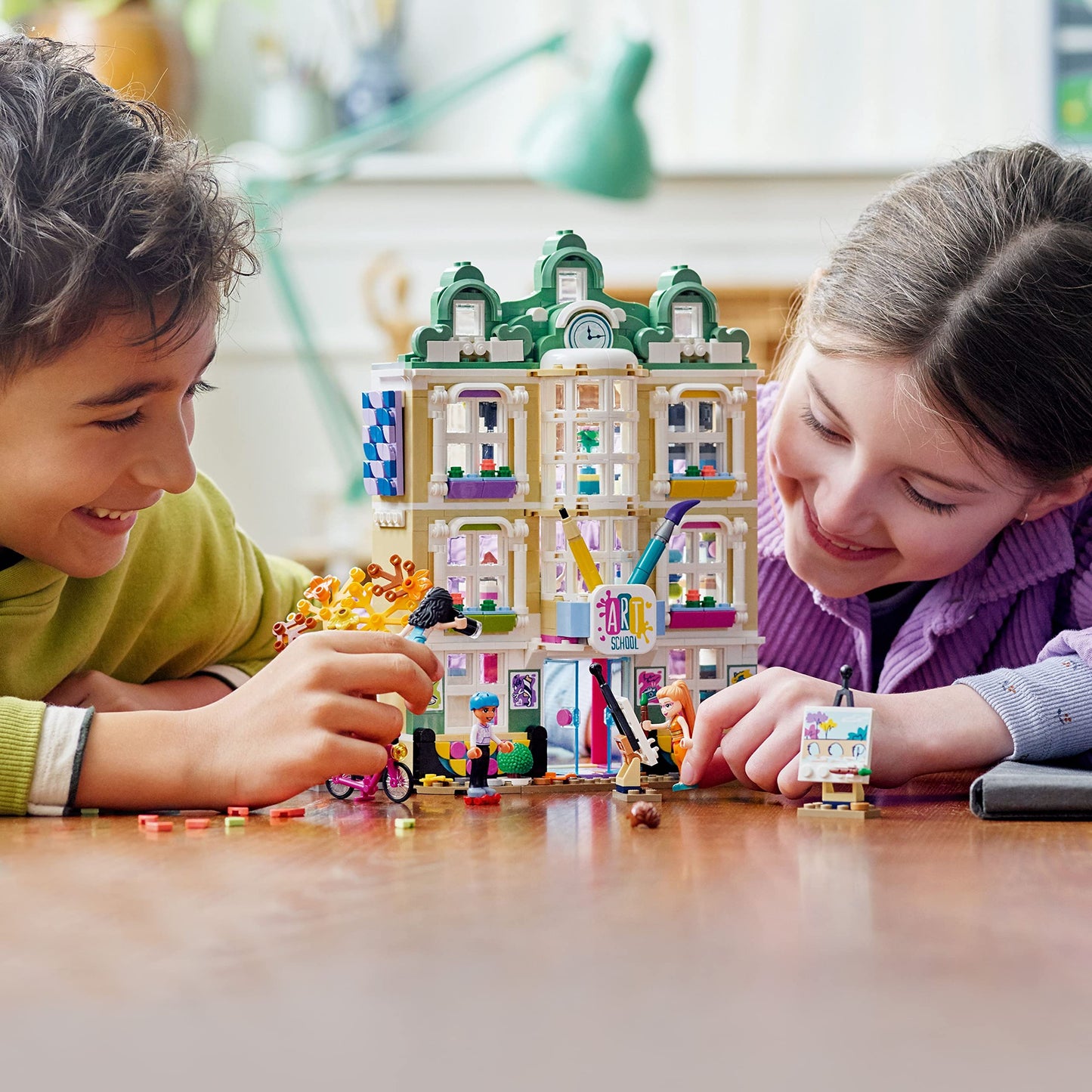 LEGO Friends Emma’s Art School 41711 Amazon