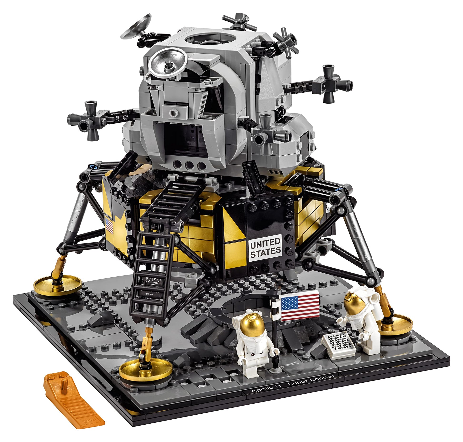 LEGO Creator Expert 10266 NASA Apollo 11 Moonland Ferry Amazon