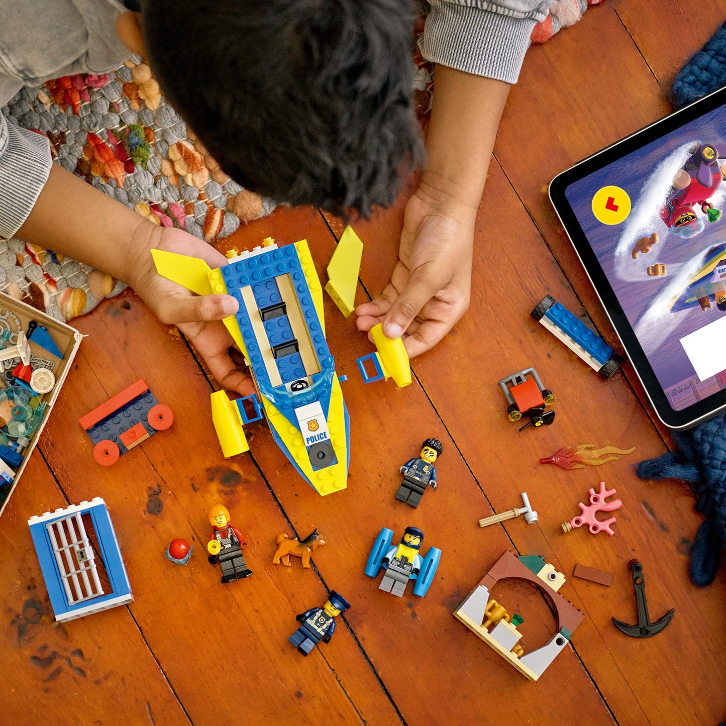 LEGO City Water Police Detective Missions, Interactive Digital Adventure Building 60355 Amazon