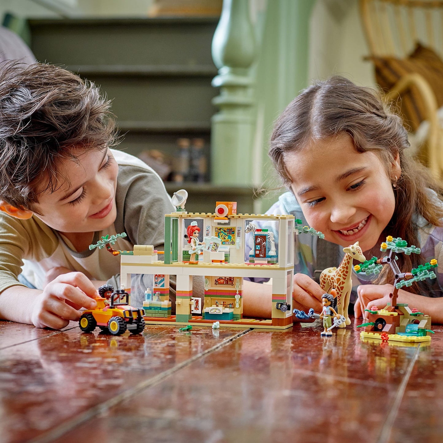 LEGO Friends Mia’s Wildlife Rescue 41717 Building Kit Amazon