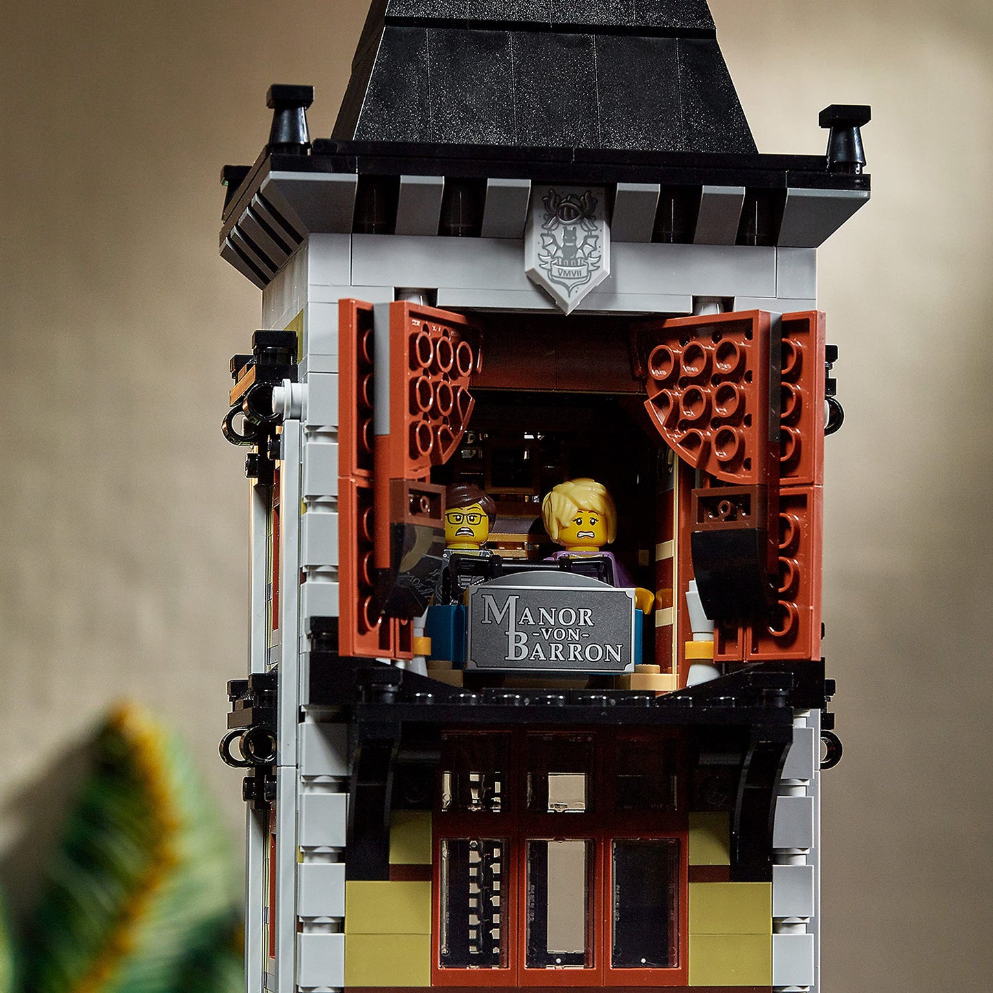 LEGO Haunted House (10273) Amazon