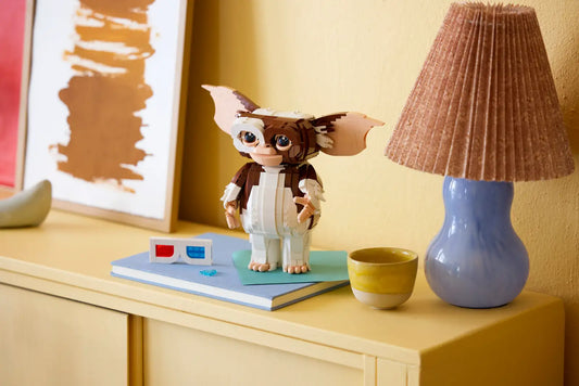 LEGO Ideas Gremlins: Gizmo (21361) Front View