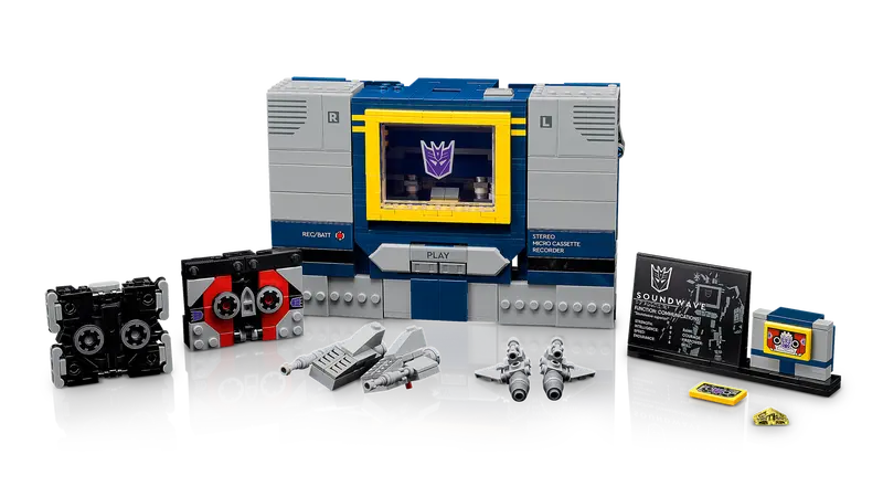 LEGO® Icons Transformers: Soundwave 10358 Brick Island