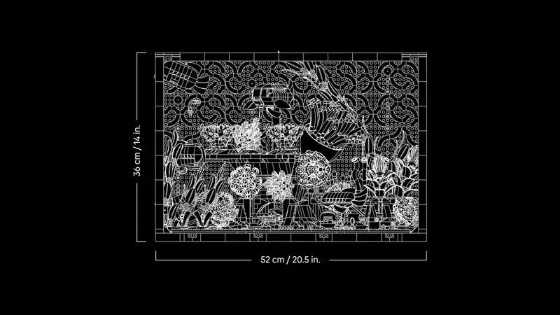 LEGO® Icons Tropical Aquarium 10366 measures over 36 cm (14 in.) high, 52 cm (20.5 in.) wide and 28 cm (11 in.) deep