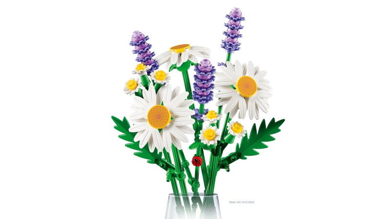 LEGO® Botanicals Daisies 11508 includes 3 large daisies, 2 stems of small daisies, 3 calming lavenders and vibrant green stems