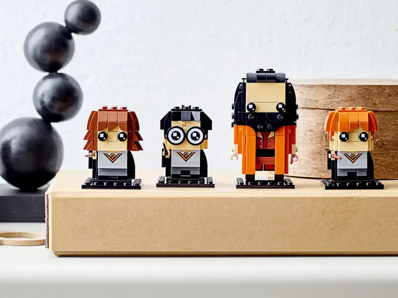 LEGO Harry Potter BrickHeadz Harry, Hermione, Ron & Hagrid 40495 Brick Island