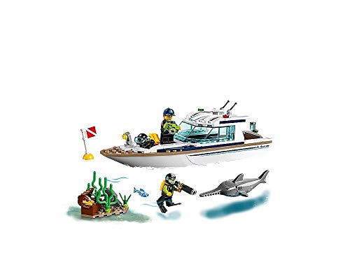 LEGO® City - Diving Yacht 60221