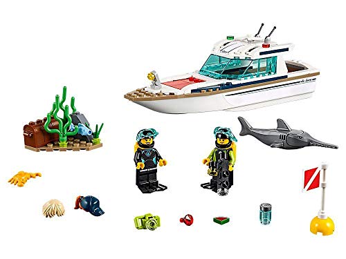 LEGO® City - Diving Yacht 60221