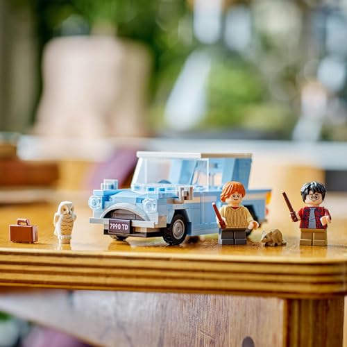 LEGO Harry Potter Flying Ford Anglia Car 76424